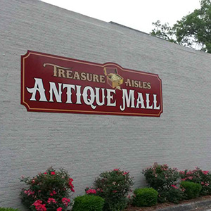 Antiques Store & Dealer in St. Louis, MO | Antique Furniture